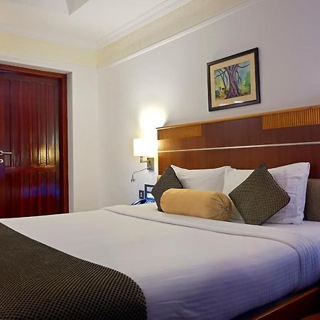 Contour Backwaters Hotel Resort & Convention Centre Ramankari Bagian luar foto