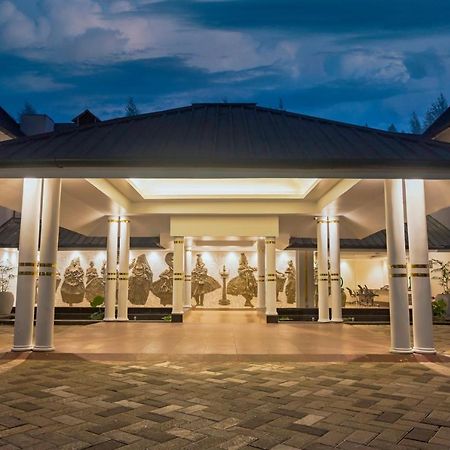 Contour Backwaters Hotel Resort & Convention Centre Ramankari Bagian luar foto